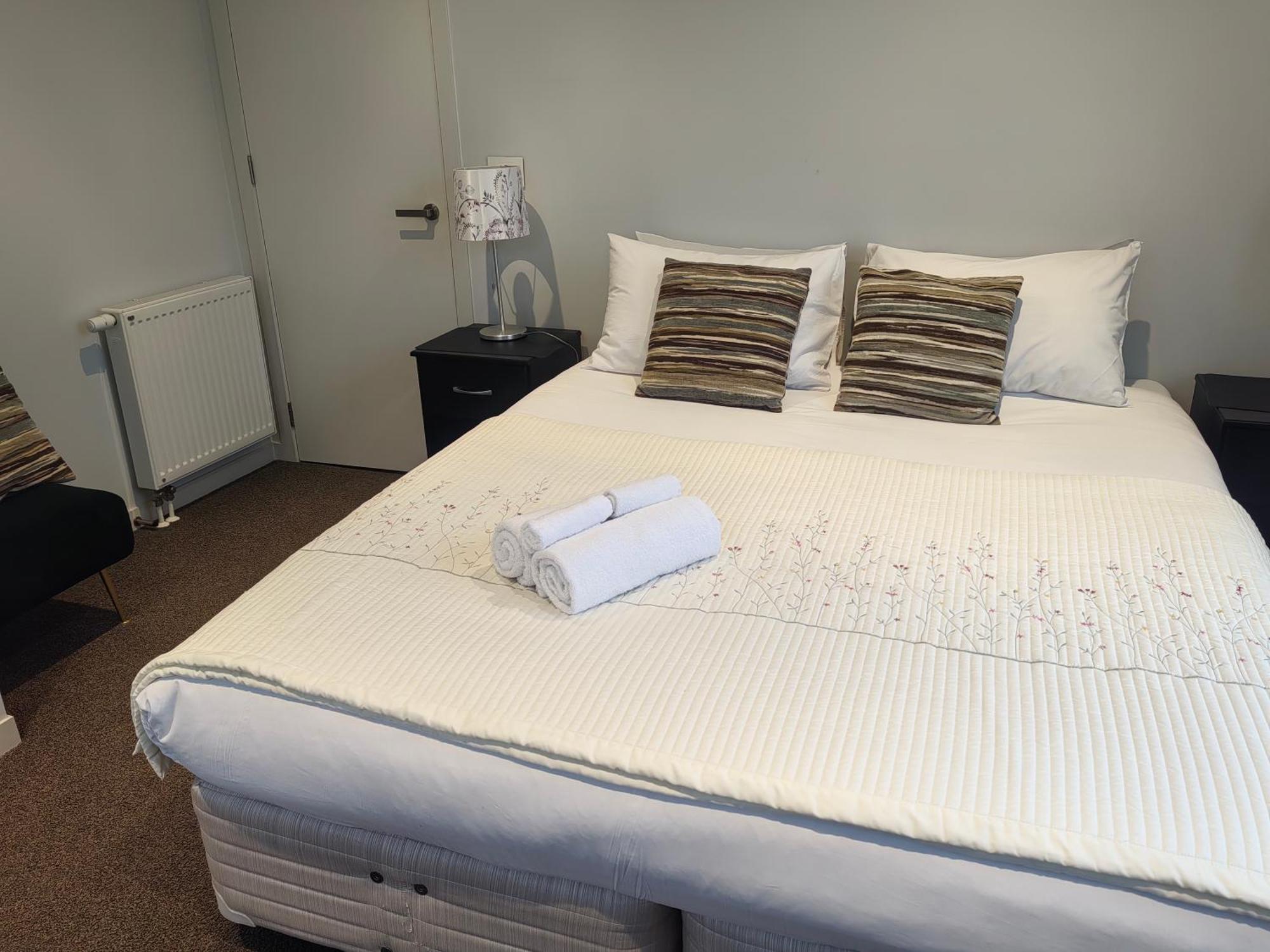 Hot Deal! Sky Stars Garden View Waking To The Beach Close To City Centre Auckland Eksteriør billede