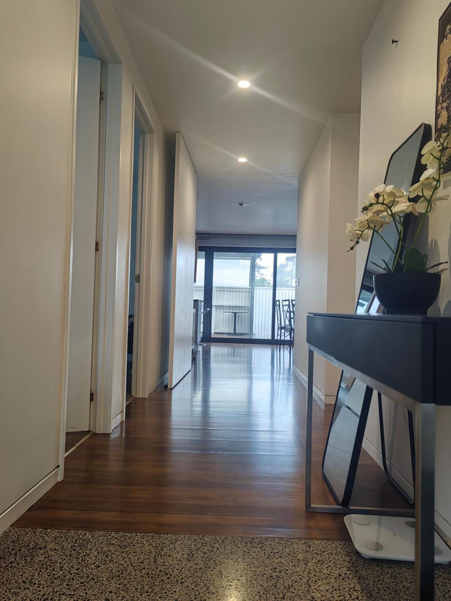 Hot Deal! Sky Stars Garden View Waking To The Beach Close To City Centre Auckland Eksteriør billede